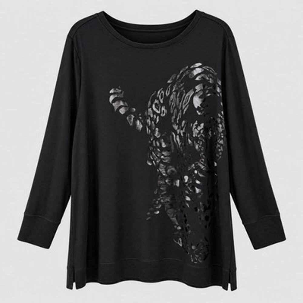 Chicos 4 Black Leopard Graphic Sweatshirt XXL 20/22 Crewneck Pullover Big Cat